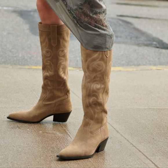 zara cream suede boots